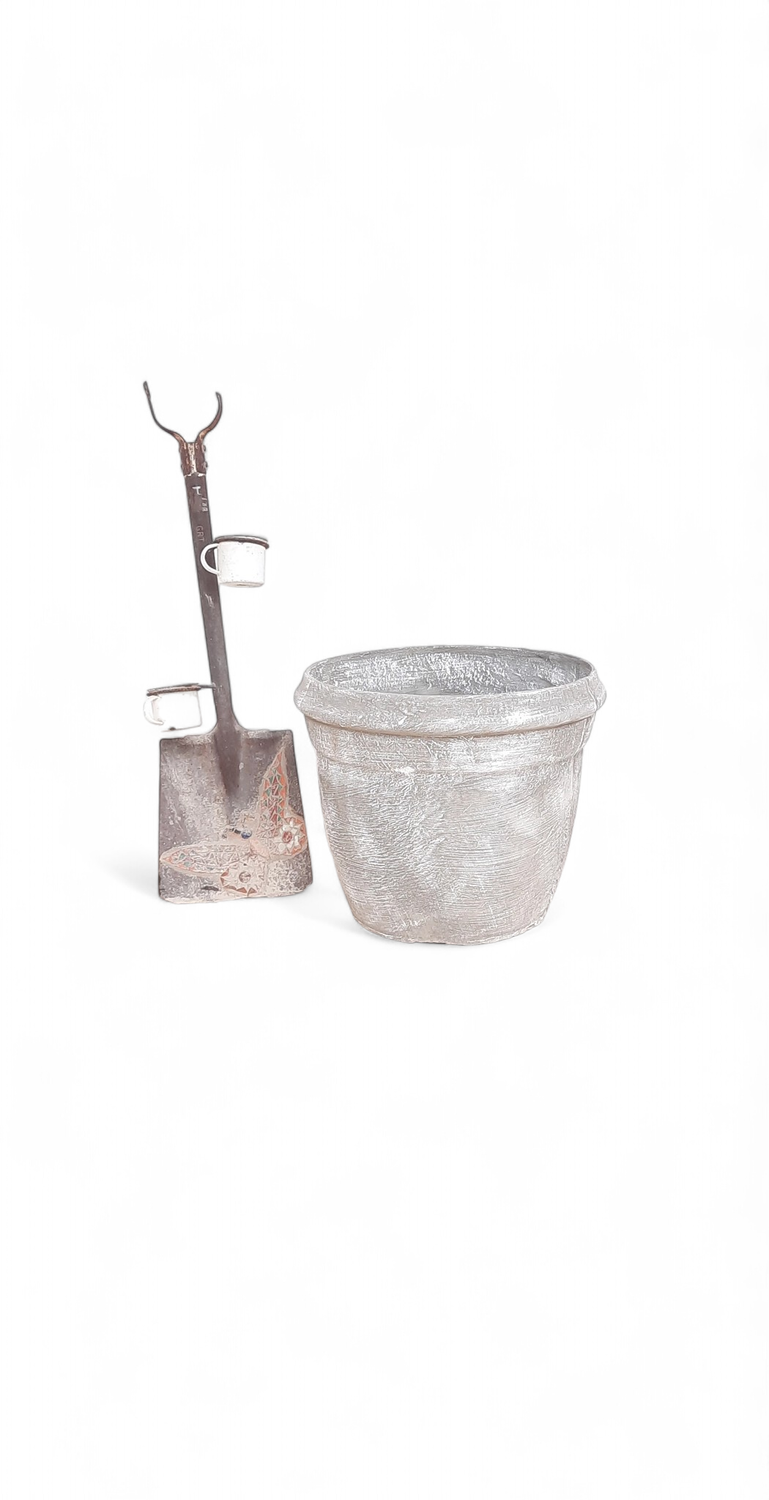 Elvin Pot Large Whitewash Finish - H380mm x W450mm - 22Kg