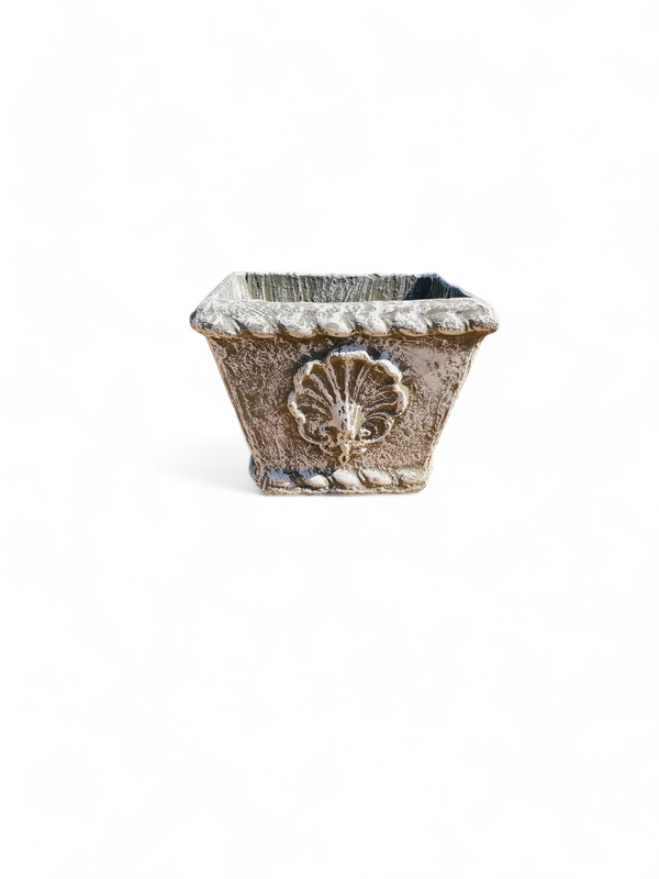 Shell Planter Small Whitewash Finish - H206mm x W350mm - 13kg