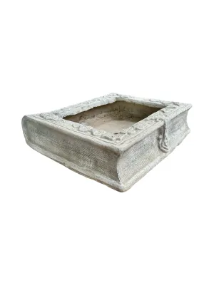 Lock Suitcase Planter Whitewash Finish - L610mm x W570mm x H120mm - 20kg