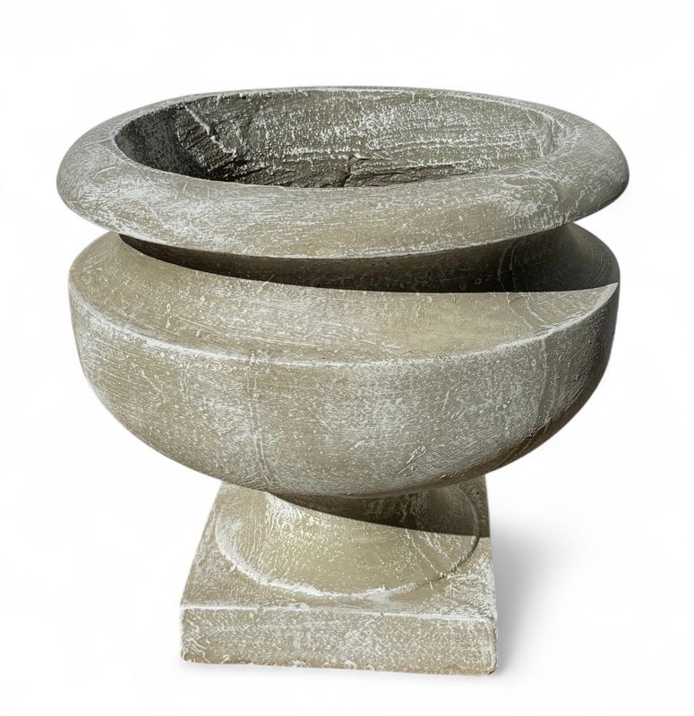 Erika Pot Whitewash Finish - H410mm x W420mm - 20kg