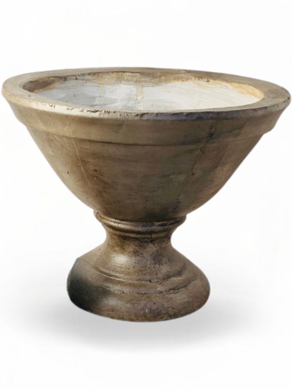 Classic Oval Planter Weathered Finish - H480mm x W580mm - 22kg