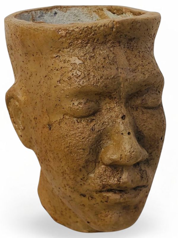 Half Head Planter Medium Weathered Brown Finish - H240mm x W150mm - 2.86kg