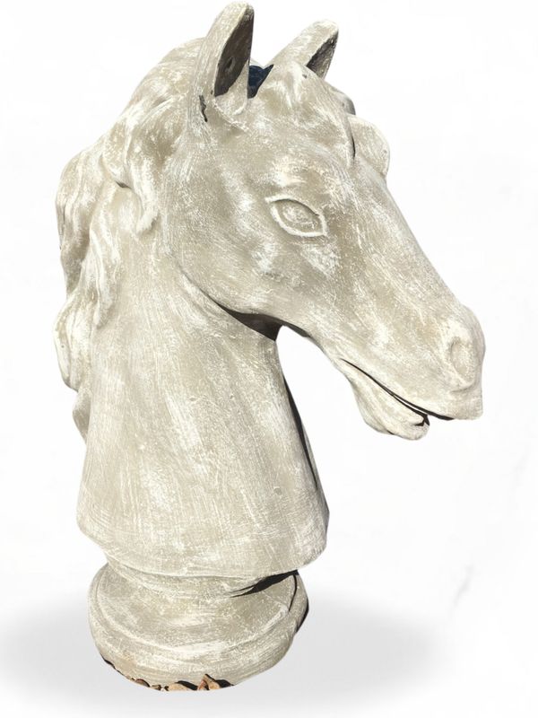 Horse Head Whitewash Finish - H900mm - 56kg