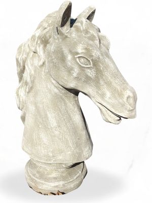 Horse Head Whitewash Finish - H900mm - 56kg