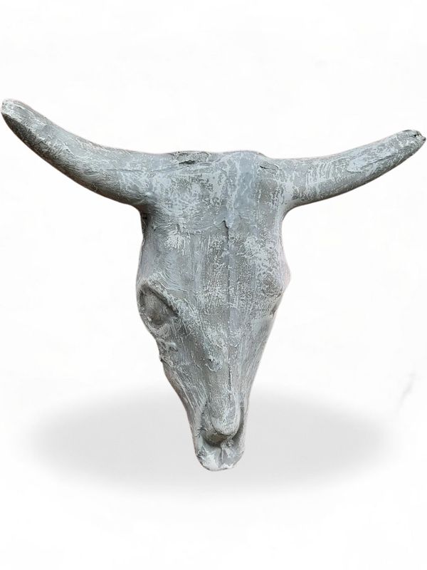 Cattle Head Wall Mount Whitewash Finish - H400mm x W490mm - 11kg