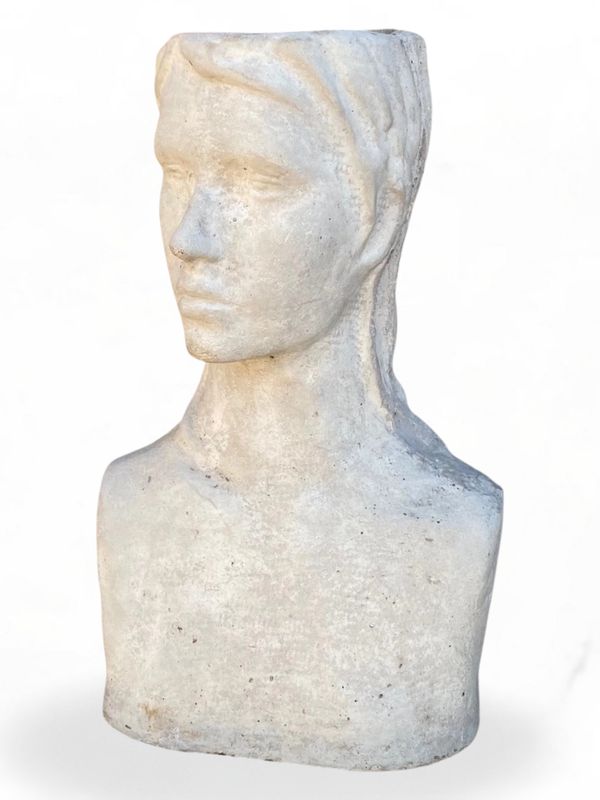 Venus Head Planter Cement Finish - H420mm x W250mm - 3kg