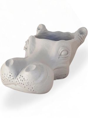 Hippo Planter Cement Colour Finish - H210mm x W280mm x L410mm- 9kg