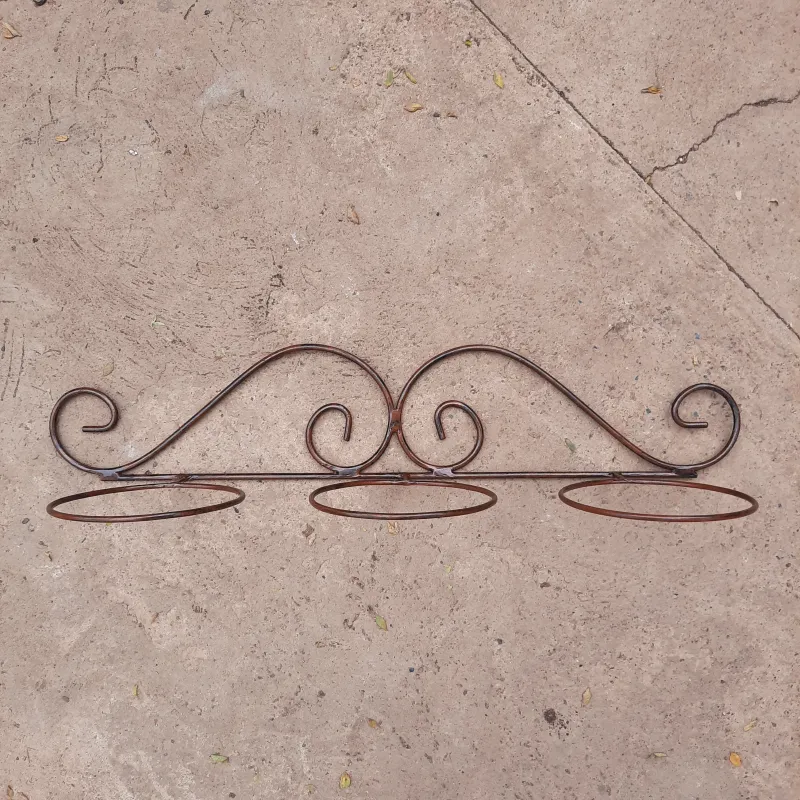 Curly Potholder 3 Pots of +/- 200mm