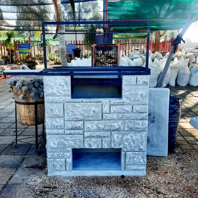 Braai Whitewash Finish - H:906mm W:480mm  L:903mm 382kg