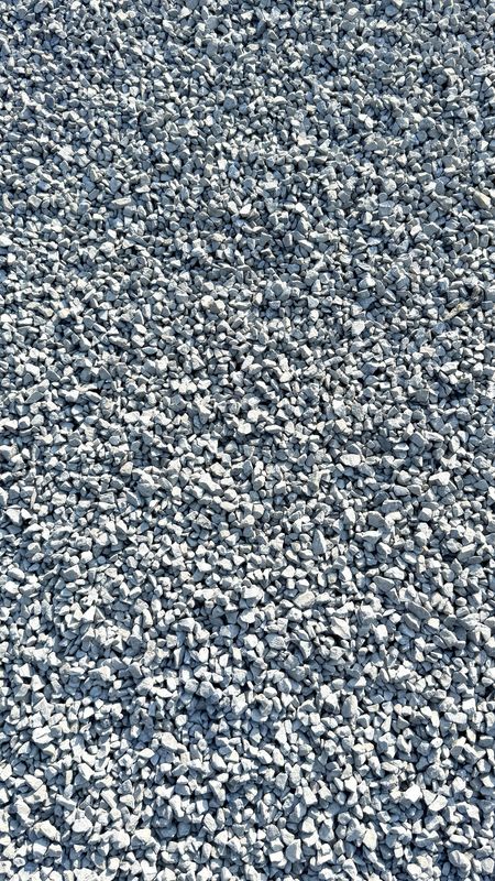 Black Crush 14mm 300x600mm bags between 15-20kg