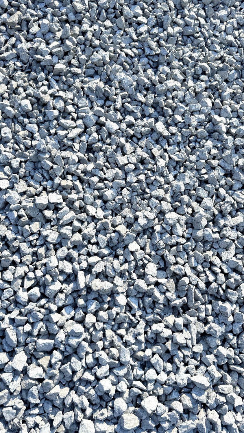 Black Crush 20mm 300x600mm bags between 18-20kg