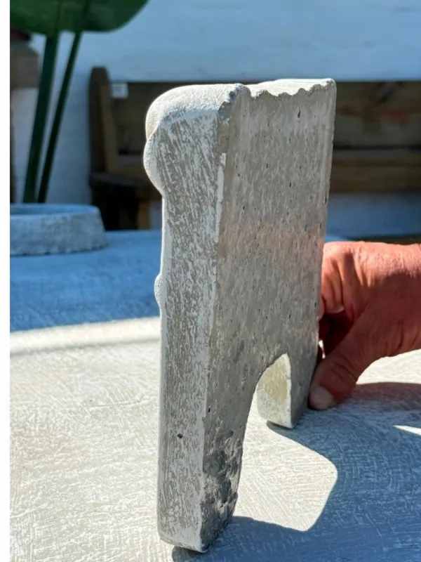 Rope Edging Half Medium White Wash Finish L:230mm W:200mm Thick:20mm 1.8kg