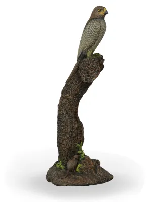 Painted Hawk Lenght:320mm Width:320mm Height:900mm