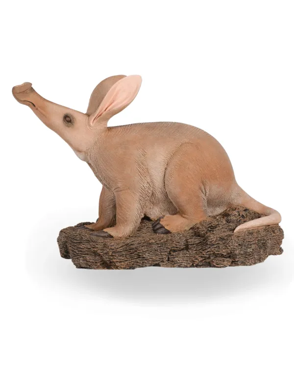 Painted Aardvark Lenght:390mm Width:800mm Height:650mm
