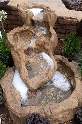 Twister Top &amp; Twister Pond Water Feature 1.0Width 1.45Depth 0.48Height (CM) – 70KG​