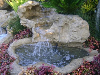 Whispering Top &amp; Spring Pond Water Feature 1.2Width 1.25Depth 0.60Height (CM) – 90KG ​