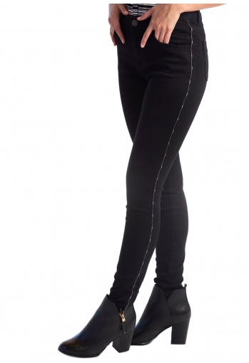 Black Jean With Side Detail