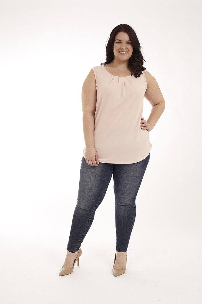 PLUS TANK WITH PLEATS AT NECK