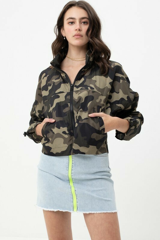Windbreaker Camo Print Olive
