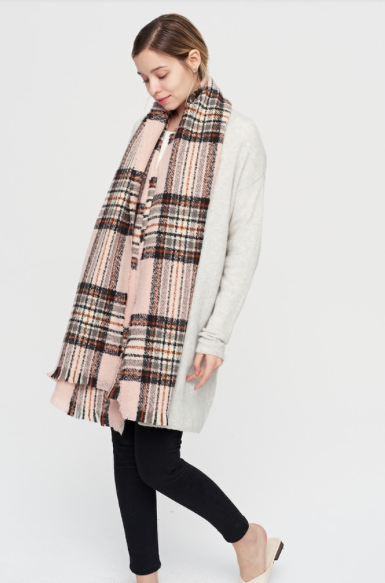 BL070-89 Winter Scarf Pink
