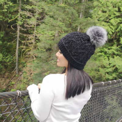 Hat Cable Knit Black Chenille