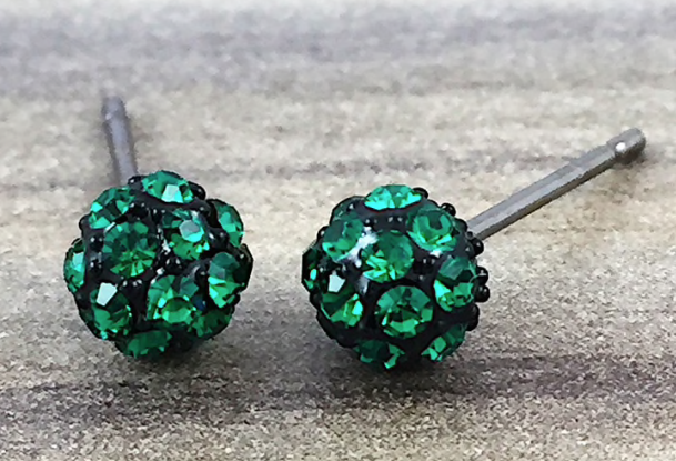 E236 GM EMER Stud Earring