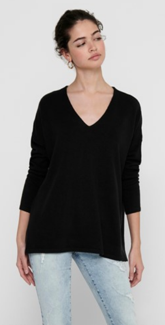 Amalia V-Neck Pullover-Black