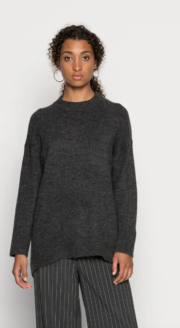 Silja Loose Knit Pullover-Dark Grey Melange