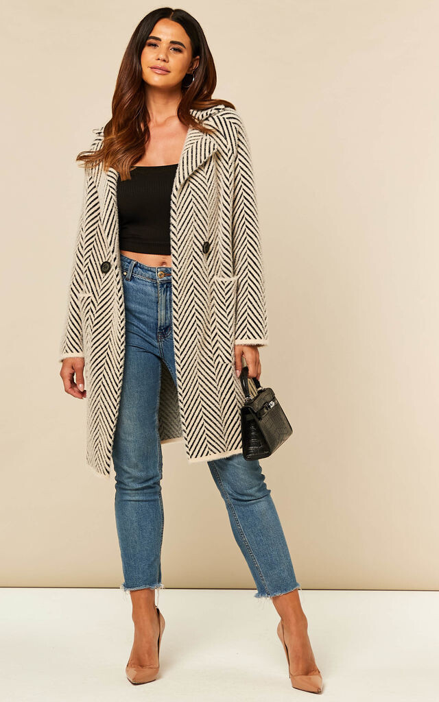 M032390 Striped Coat-Cream/Black