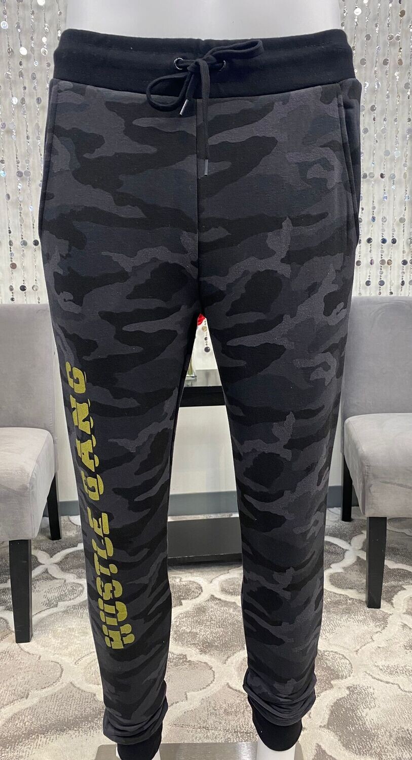HG2180604F Men&#39;s Fragmented Sweatpants-Black Camo