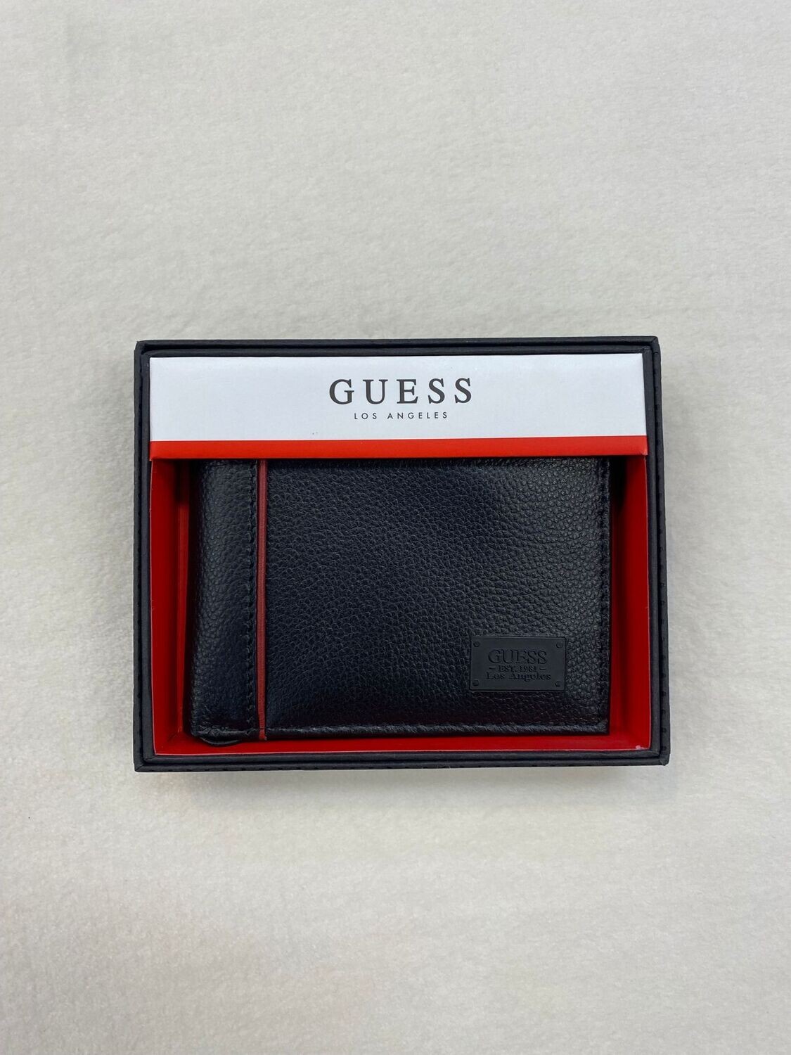 22C029 Hakim Trifold-Black