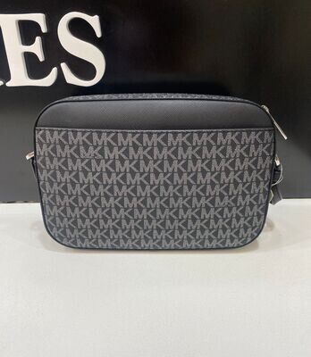 35F2STTC9K MK Jet Set Xbody-Black/Silver