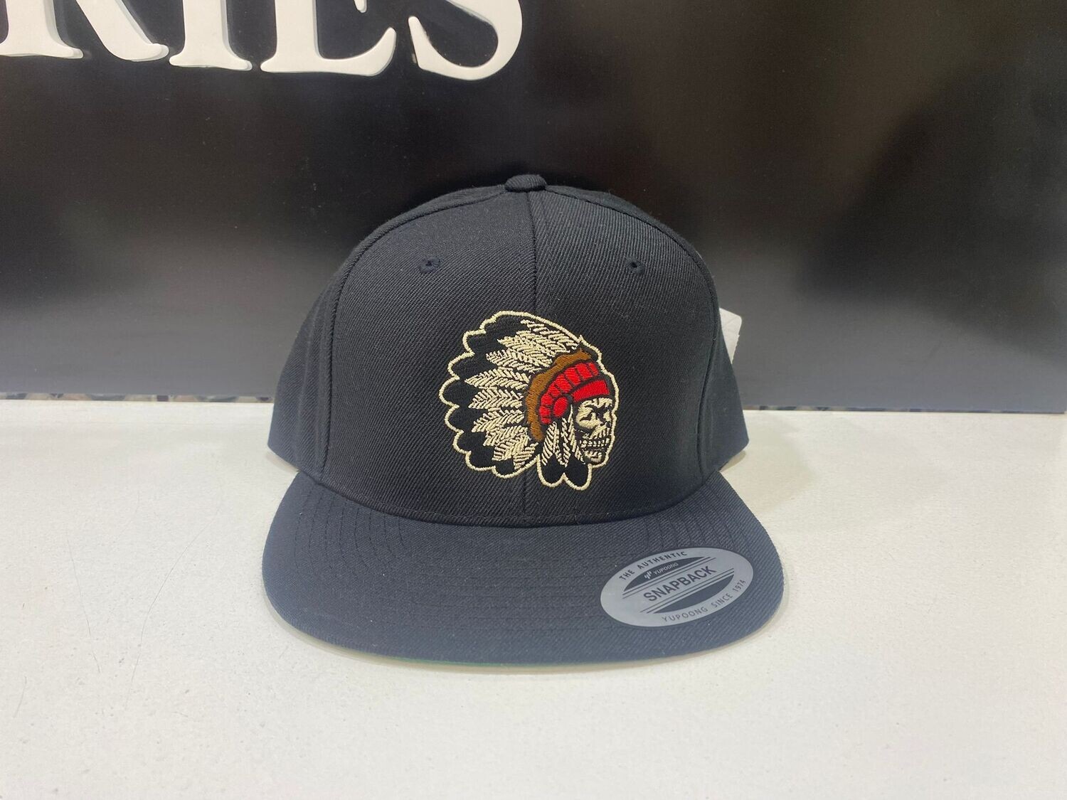 HG2370800 HG Woven Snapback-Black