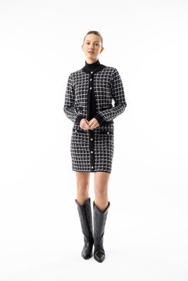 M035446 Navi Skirt-Black/White