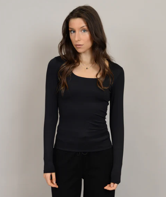 75T004S Mariana Uneck Top-Black