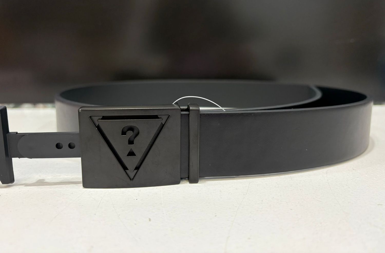 11GO01C019 Cutout Plaque Belt-Black