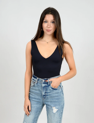 54T002S13 Valentina Sleeveless Bodysuit-Black