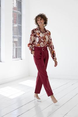 05182 Rhona Airy Blouse-Maroon Multi