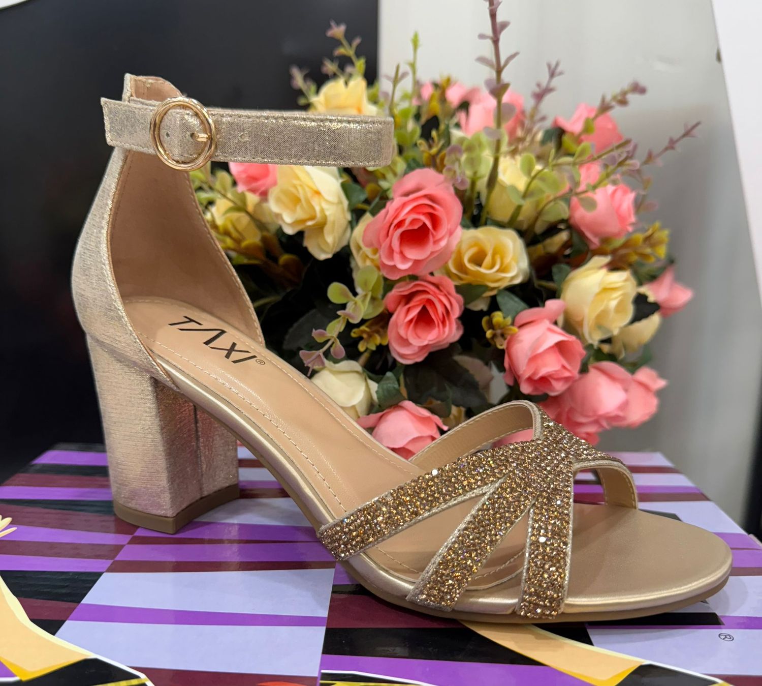 Laura-01 Heeled Sandal-Champagne