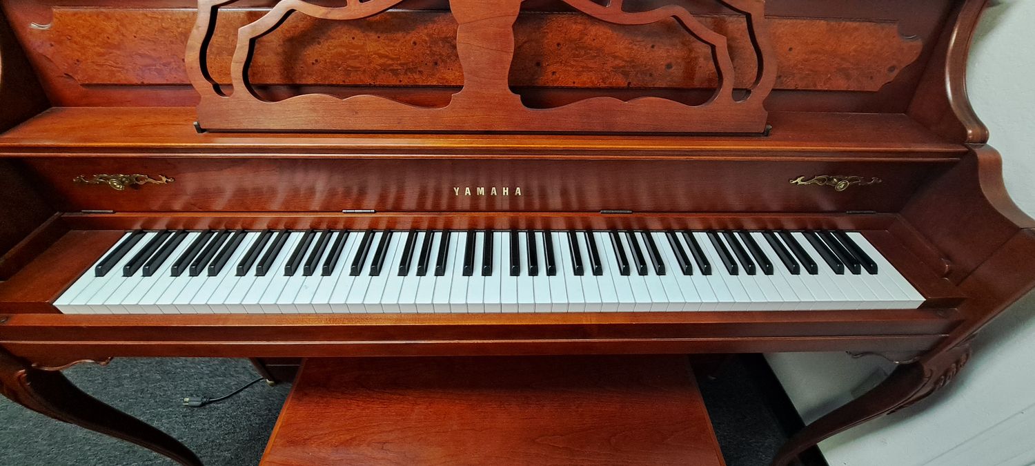YAMAHA Console Disklavier Player Piano - French Provincial / Queen Anne Style. EXTREMELY RARE &amp; SCARCE Item. 😍 Must See!! 🤩🎹