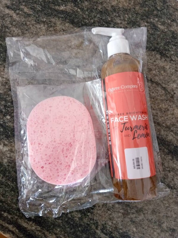 FIGTREE BRIGHTENING FACE WASH WITH TURMERIC &amp; LEMON (250G)