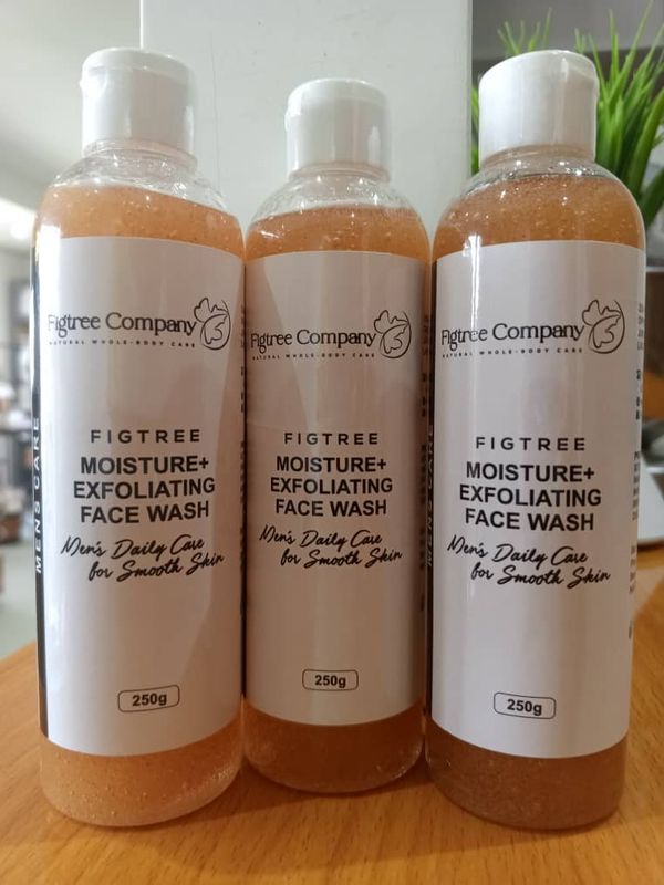 FIGTREE MOISTURE+ EXFOLIATING  FACE WASH (250G)