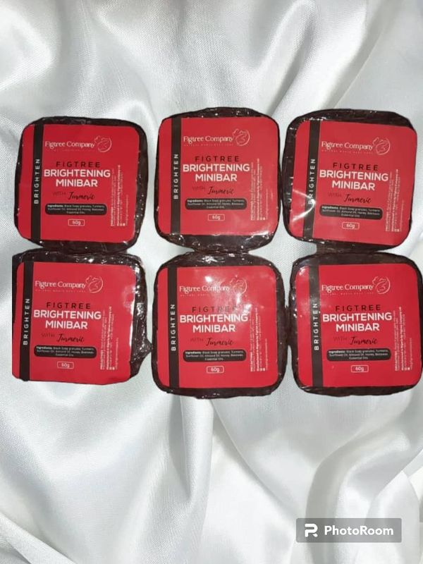 FIGTREE BRIGHTENING BLACK SOAP WITH TURMERIC MINI BAR (SINGLE BAR) (65G)