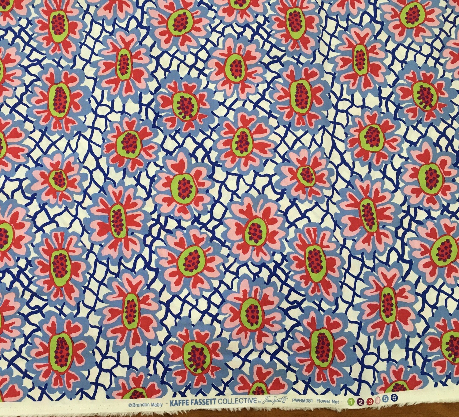 Kaffe Flower Net White