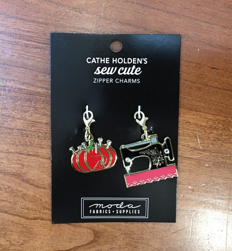 Zipper Charms cushion/singer