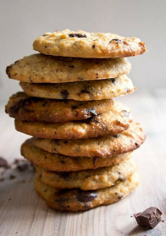Cookie low-carb cu ciocolata