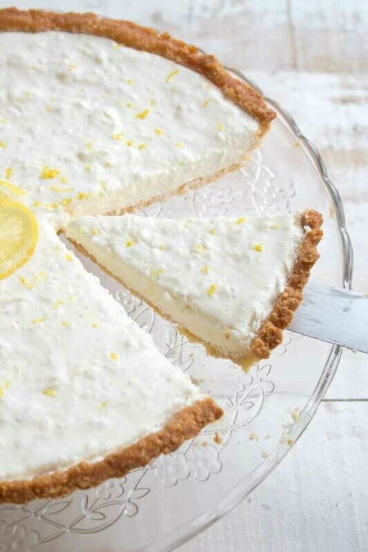 Cheesecake low-carb cu lamaie