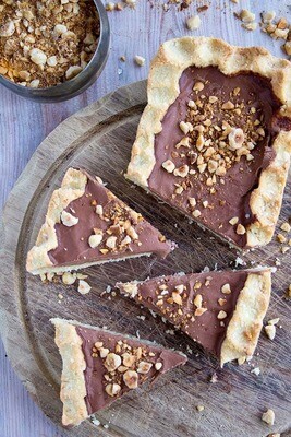 Tarta cu ciocolata si alune low-carb