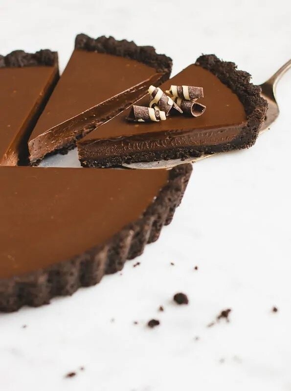 Tarta cu ciocolata si Oreo