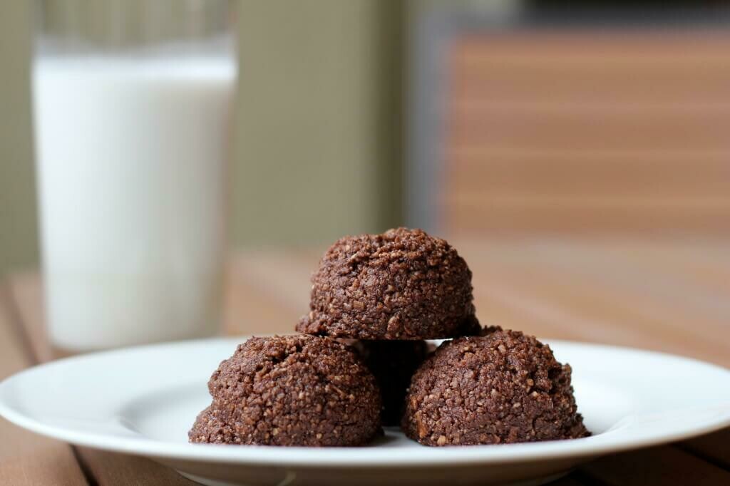 Macaroons cu ciocolata fara zahar